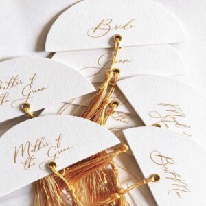 half-circle-wedding-place-cards-tassle