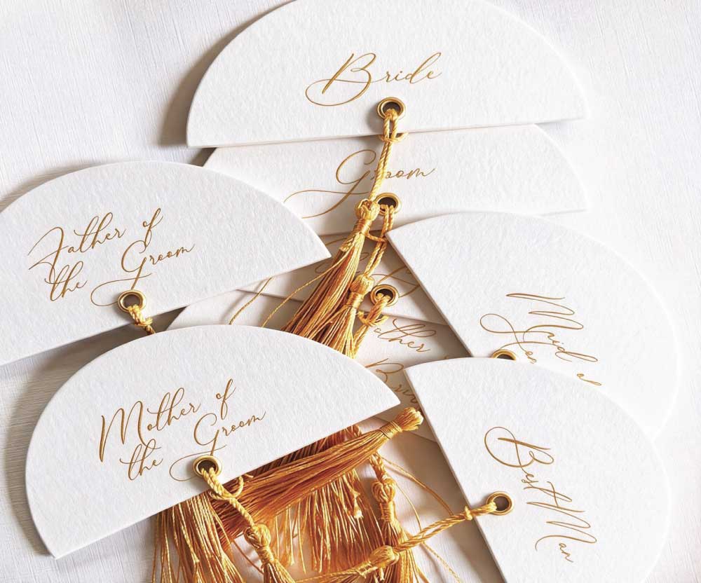 half-circle-wedding-place-cards-tassle half-circle-wedding-place-cards-tassle